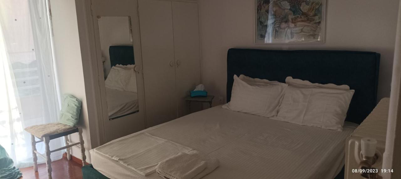 City Break Nearby Metro And Bus Express Airport Athena Bagian luar foto